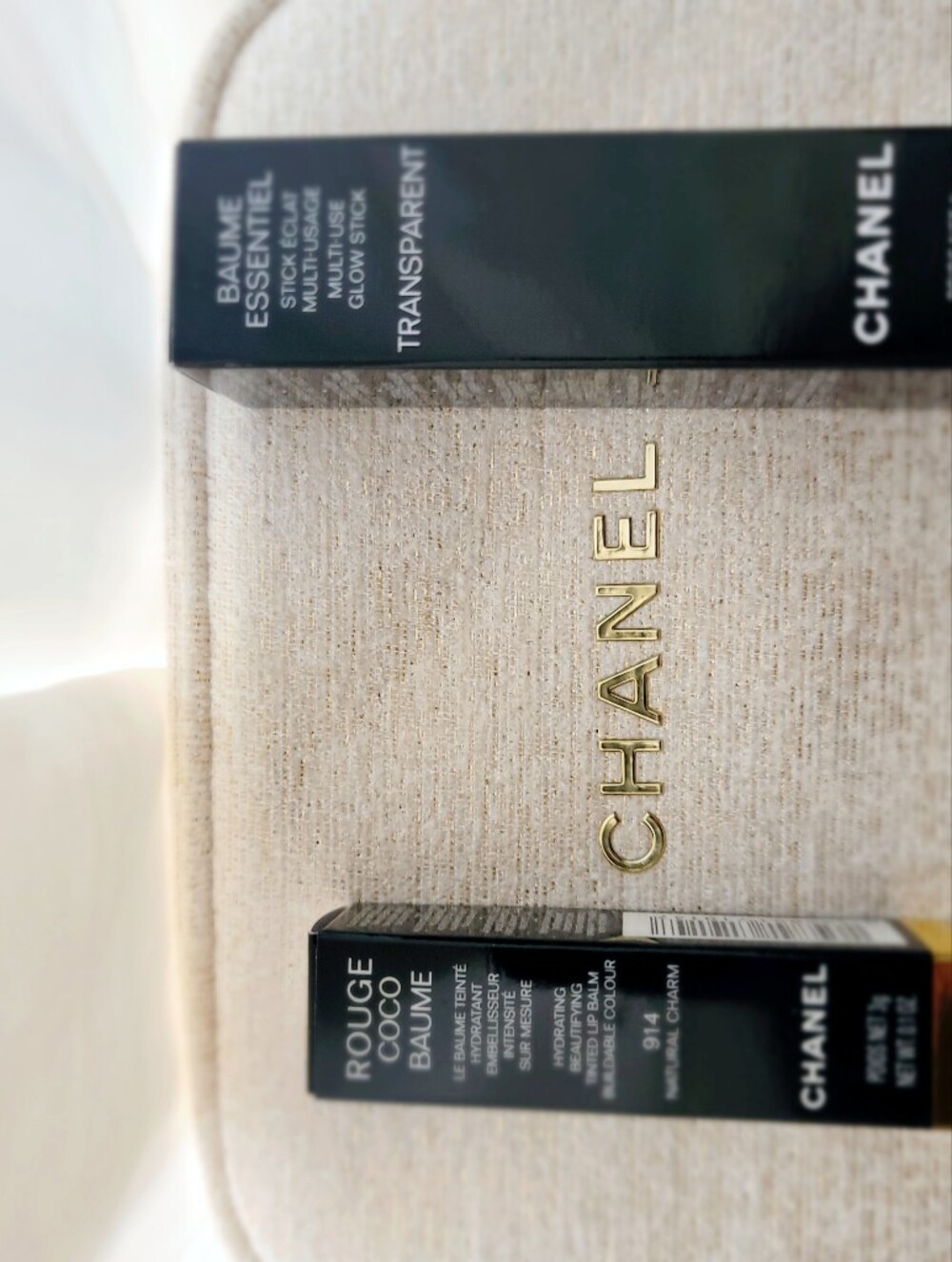CHANEL Easy Come, Easy Glow - Picture 2 of 6